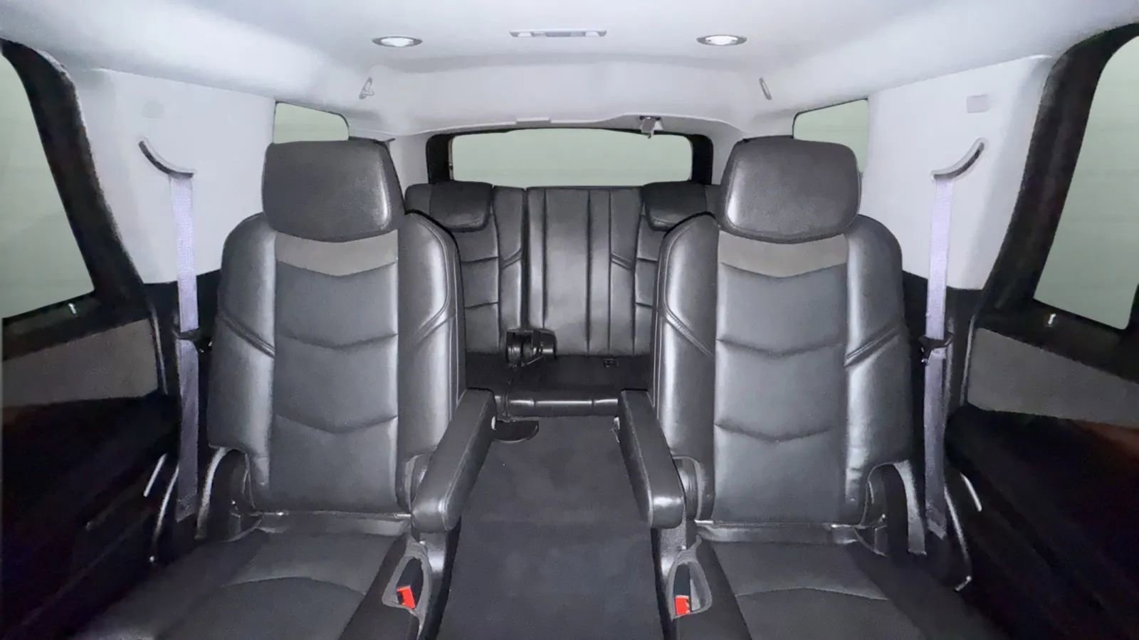 Used 2016 Cadillac Escalade Premium AWD/4WD image 19