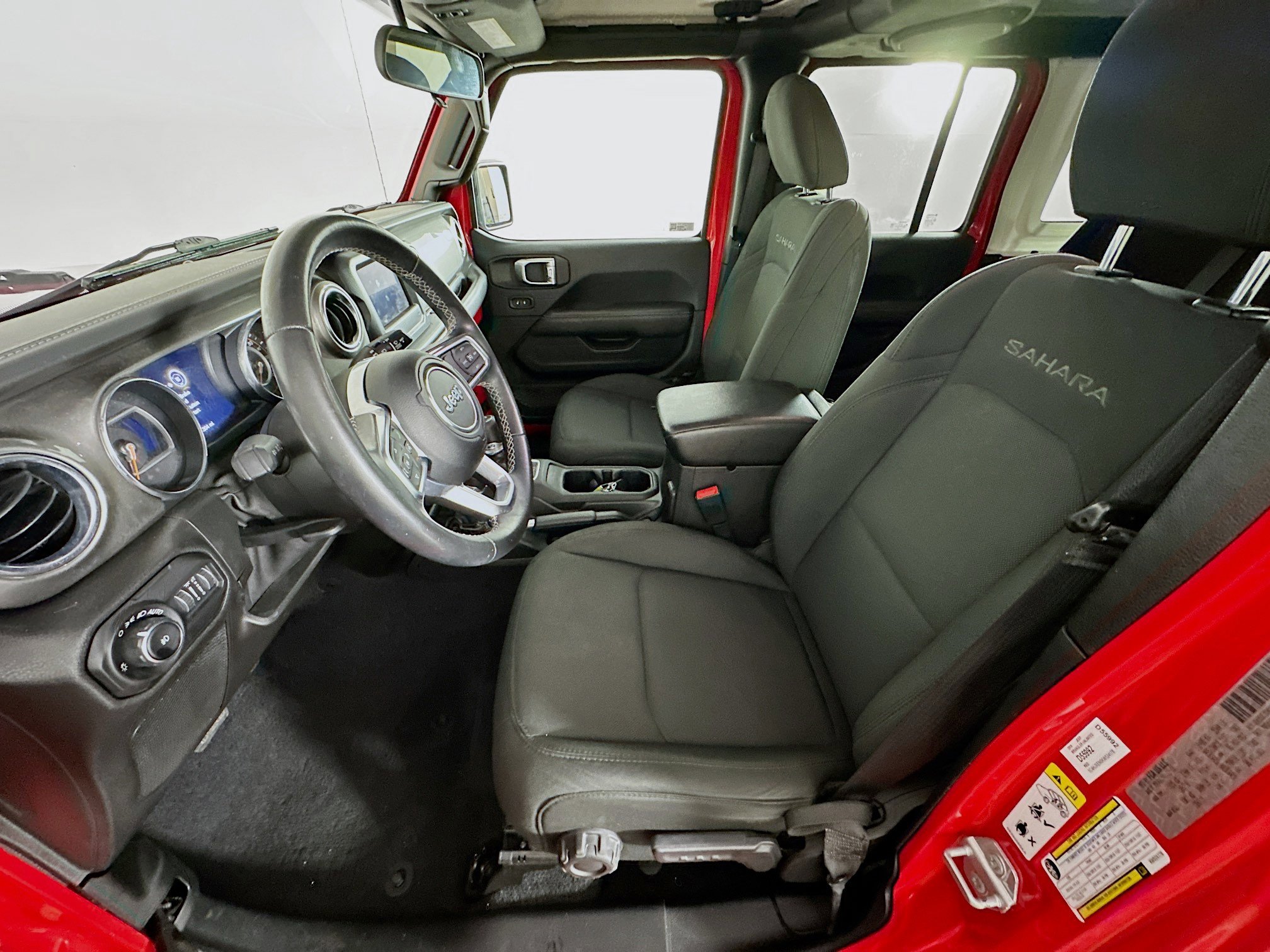 Used 2019 Jeep Wrangler Unlimited Sahara w/ LED Lighting Group image 13