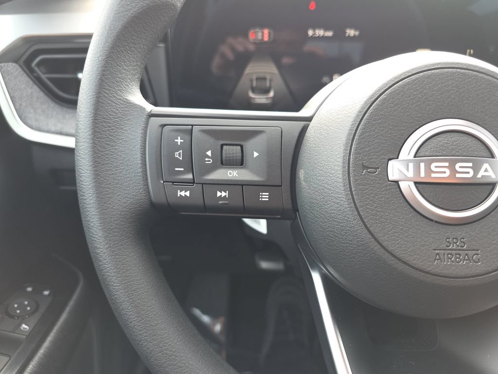 New 2026 Nissan Kicks SV w/ SV Premium Package FWD image 17