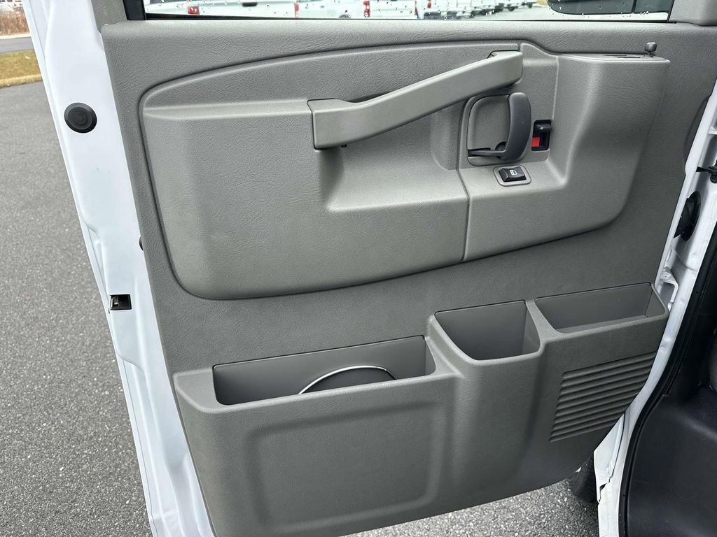 New 2025 Chevrolet Express 2500 w/ Driver Convenience Package RWD image 9