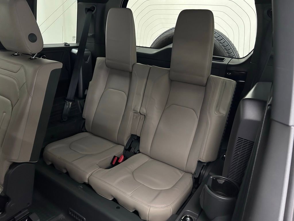 Used 2022 Land Rover Defender 110 XS Edition image 34