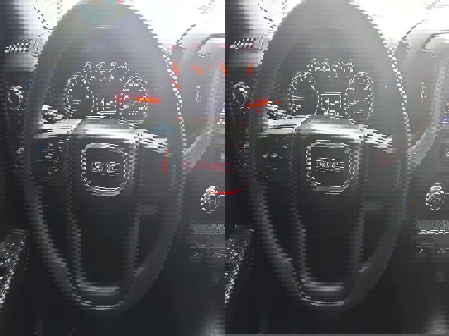 Used 2024 GMC Sierra 2500 Pro image 11