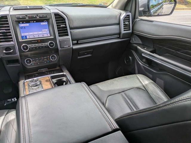Used 2019 Ford Expedition Platinum RWD image 19