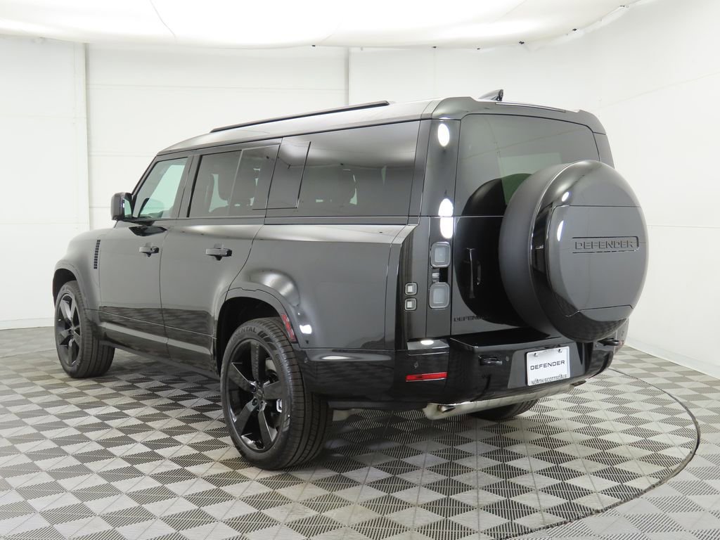 New 2026 Land Rover Defender 130 X-Dynamic SE image 7