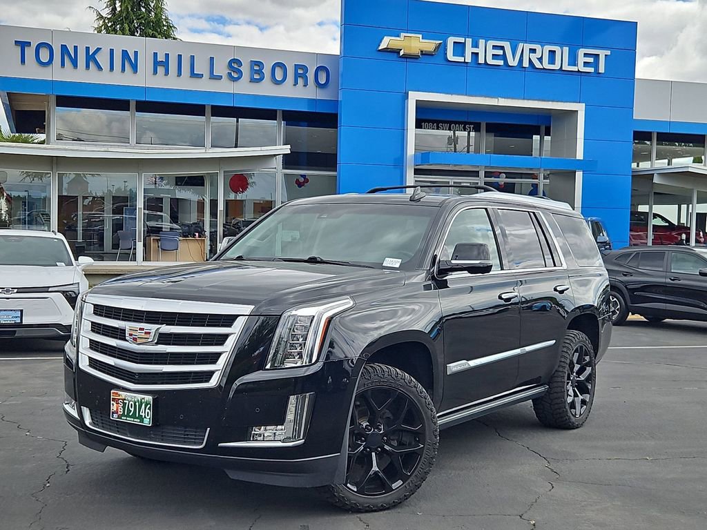 Used 2015 Cadillac Escalade Premium AWD/4WD image 2