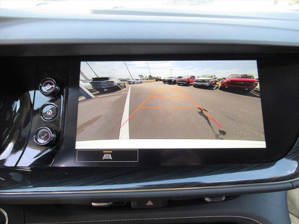 Certified 2023 Buick Envision Essence image 28