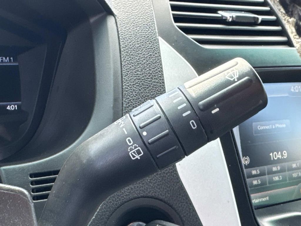 Used 2015 Ford Explorer XLT w/ Equipment Group 202B image 30