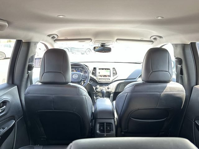 Used 2023 Jeep Cherokee Altitude Lux AWD/4WD image 18