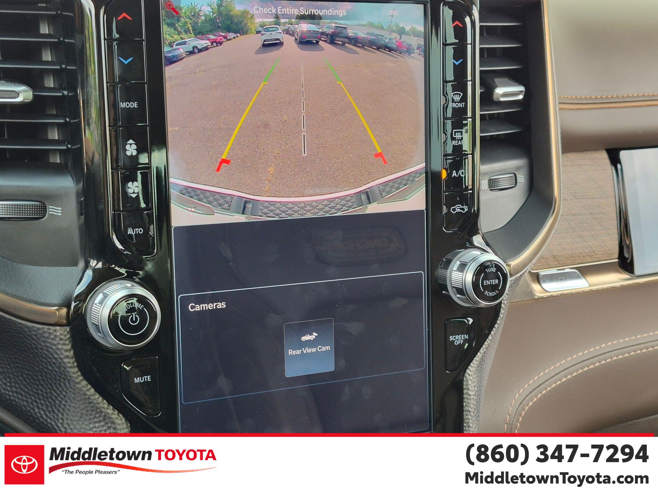 Used 2025 RAM 1500 Limited w/ Off Road Group AWD/4WD image 25