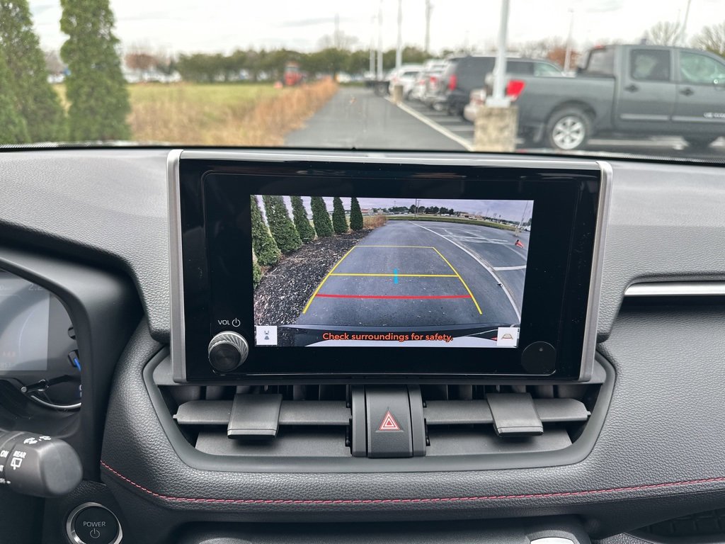 Certified 2025 Toyota RAV4 SE image 21