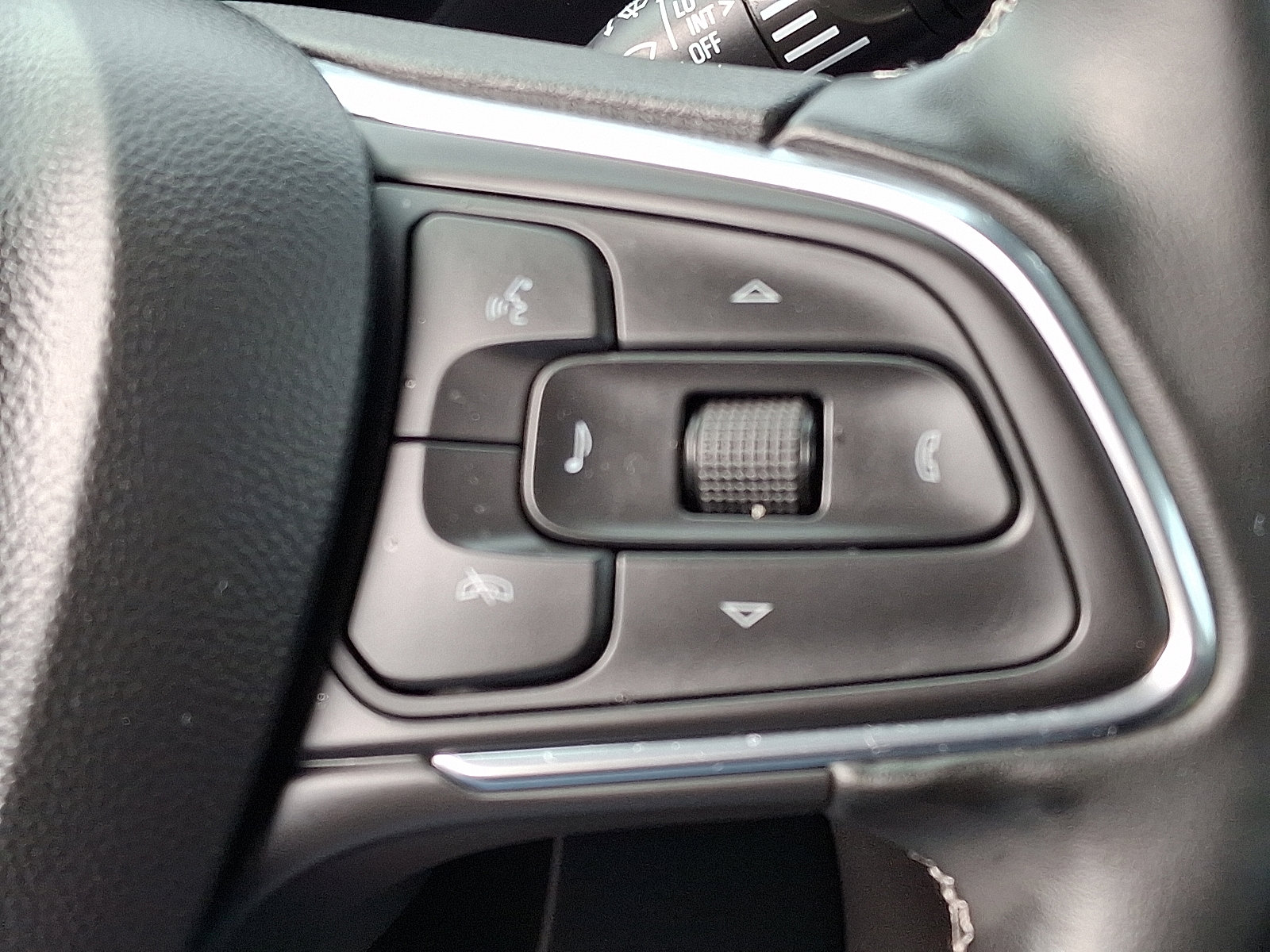 Used 2024 Buick Encore GX Preferred image 23