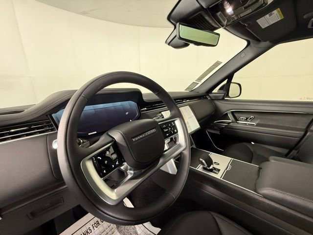 New 2025 Land Rover Range Rover SE image 8