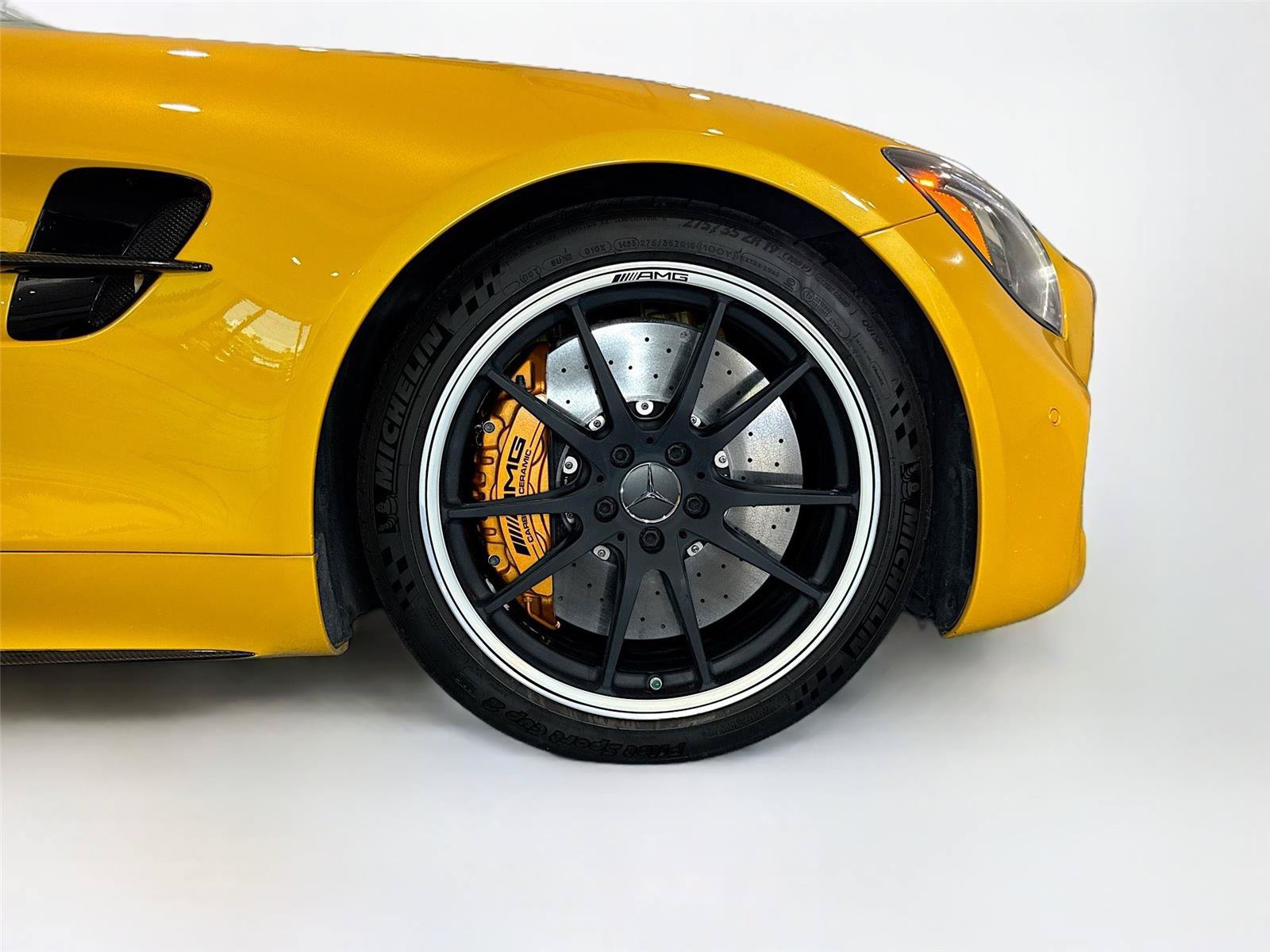 Used 2019 Mercedes-Benz AMG GT R image 29