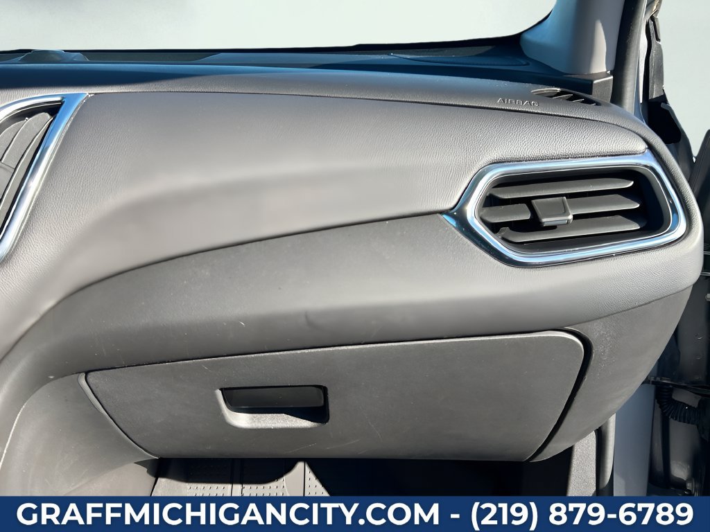 Used 2024 Chevrolet Equinox LT AWD/4WD image 11