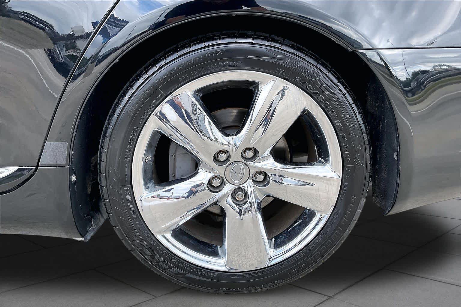 Used 2012 Lexus LS 460 w/ Comfort Pkg RWD image 9