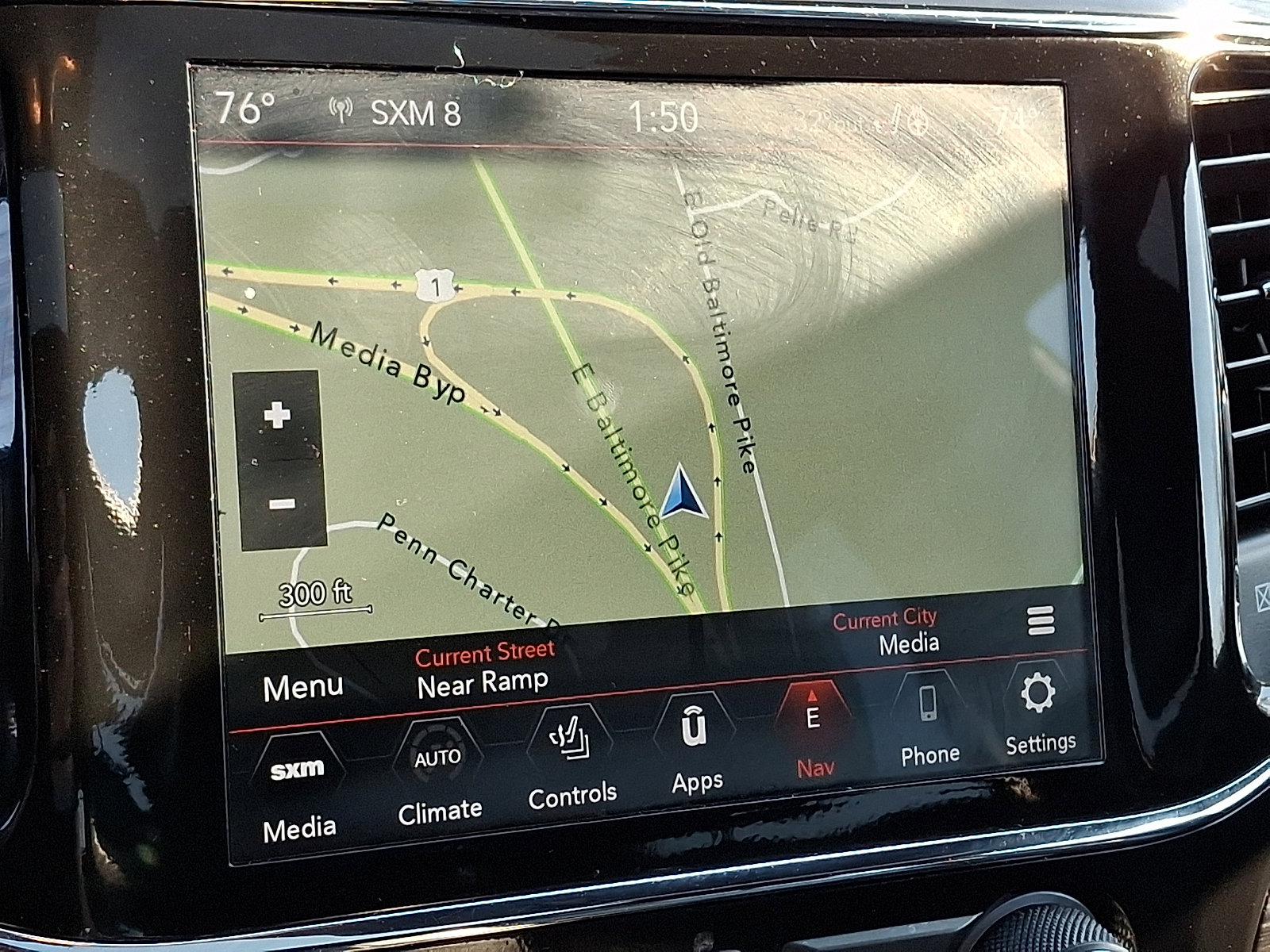 Used 2022 Jeep Grand Cherokee Laredo X image 18