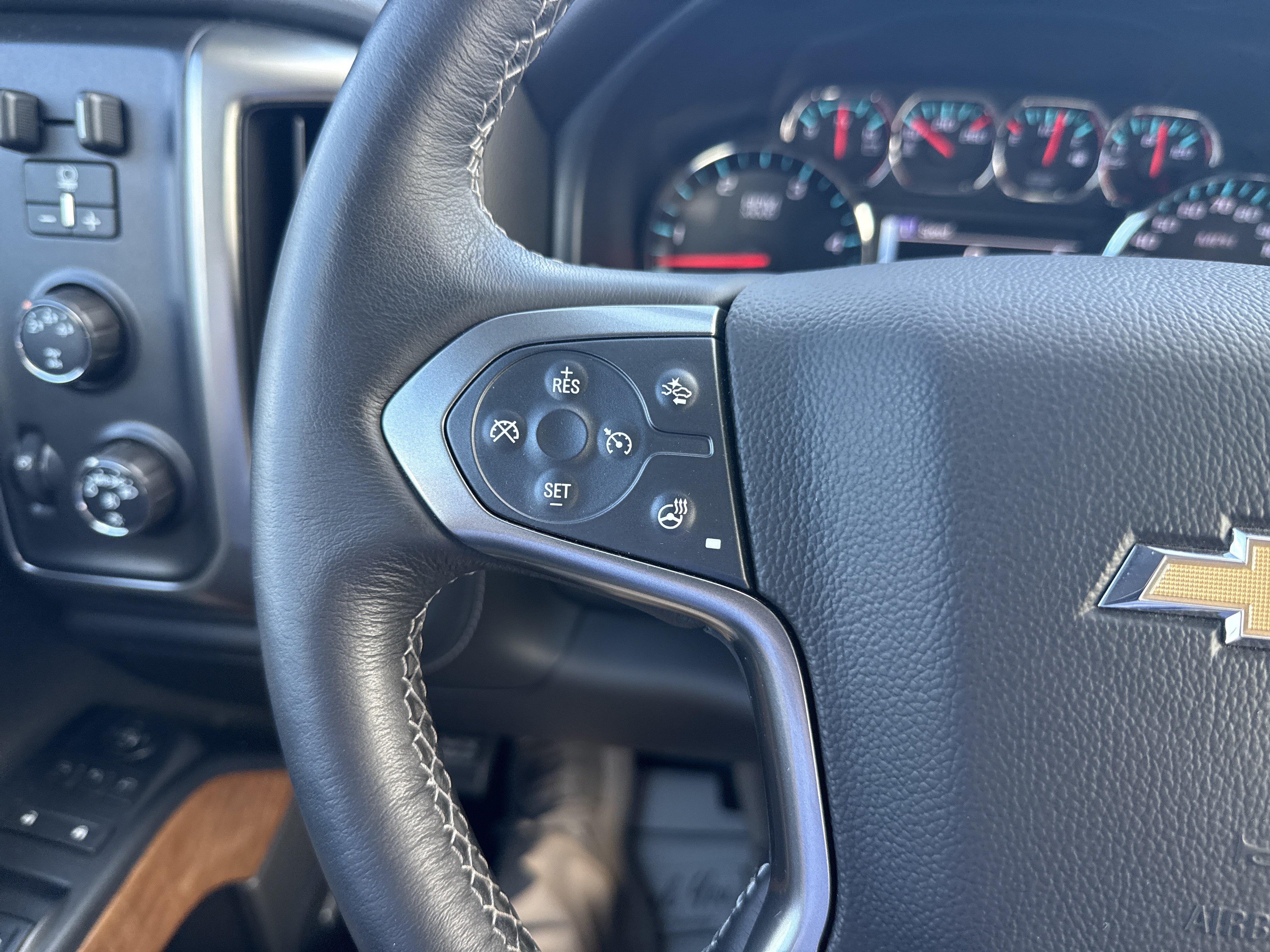 Used 2016 Chevrolet Silverado 3500 LTZ w/ Duramax Plus Package AWD/4WD image 19