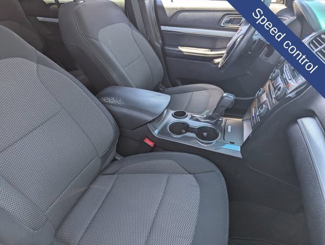 Used 2016 Ford Explorer XLT FWD image 10