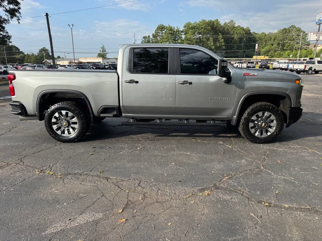 Used 2024 Chevrolet Silverado 2500 Custom w/ Custom Value Package AWD/4WD image 8