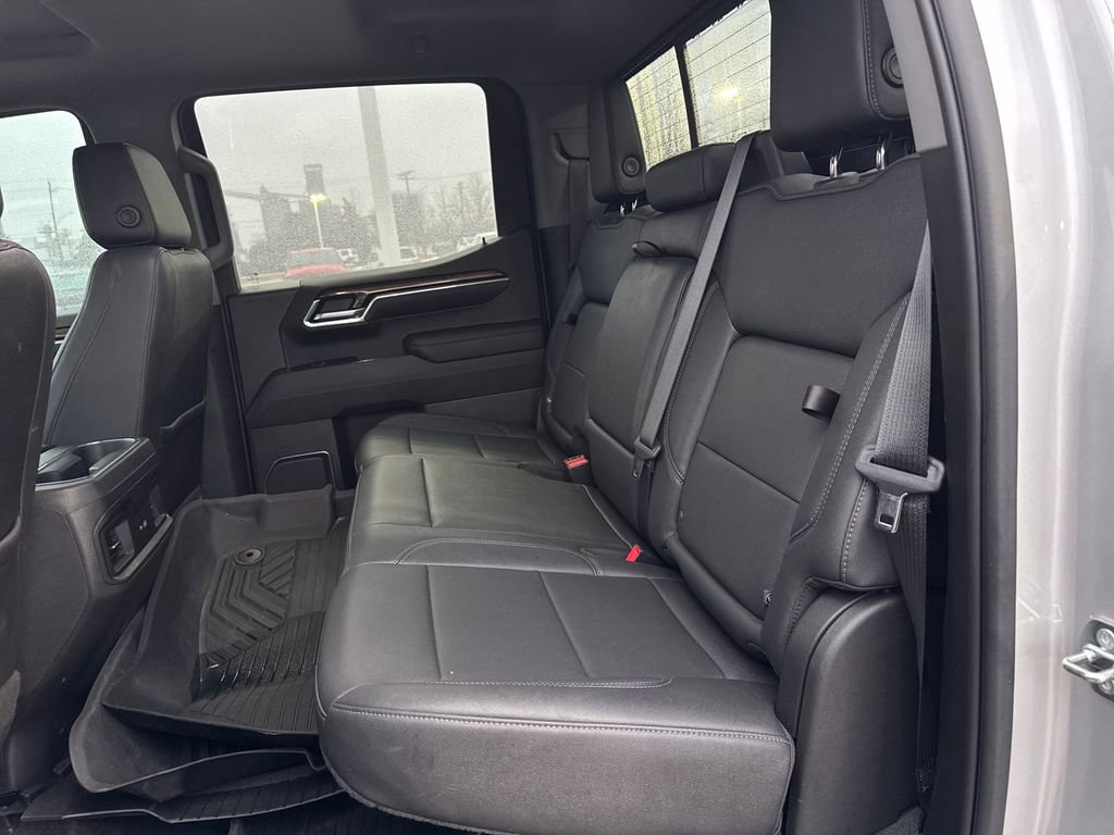 Used 2022 Chevrolet Silverado 1500 LT Trail Boss w/ LT Trail Boss Premium Package image 33