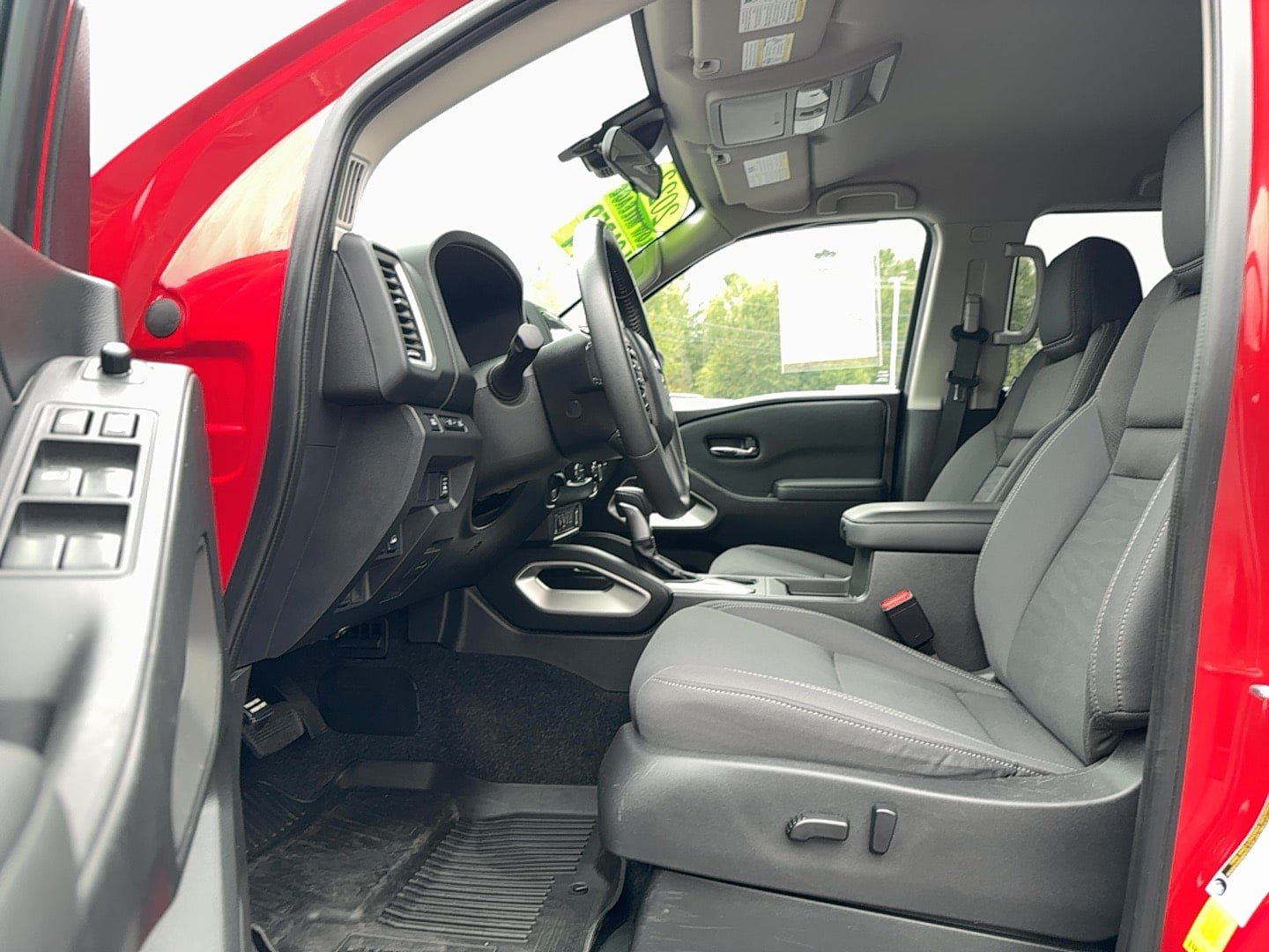 Used 2023 Nissan Frontier SV w/ SV Convenience Package AWD/4WD image 12