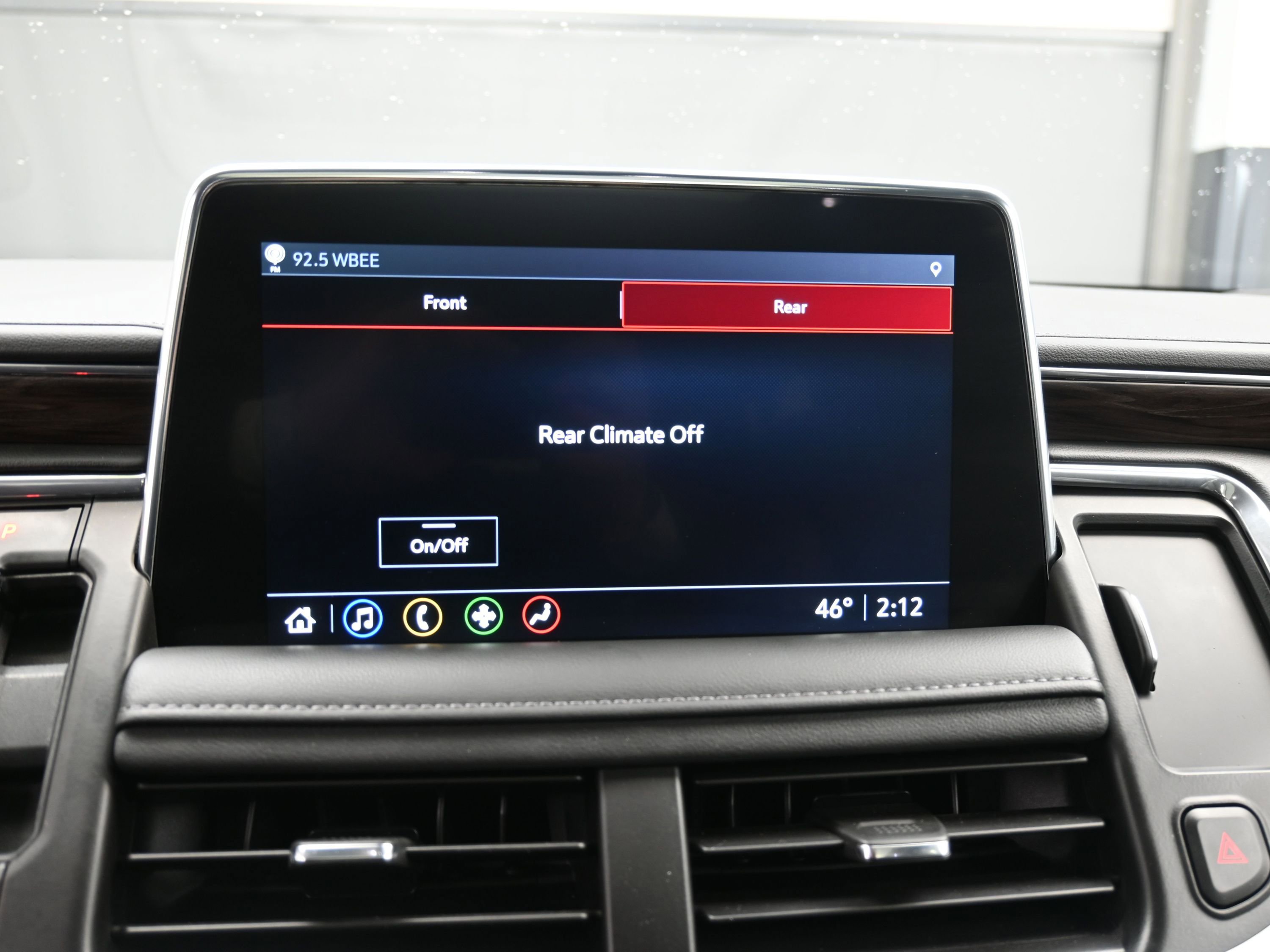 Used 2021 Chevrolet Suburban LT w/ LT Signature Package image 36