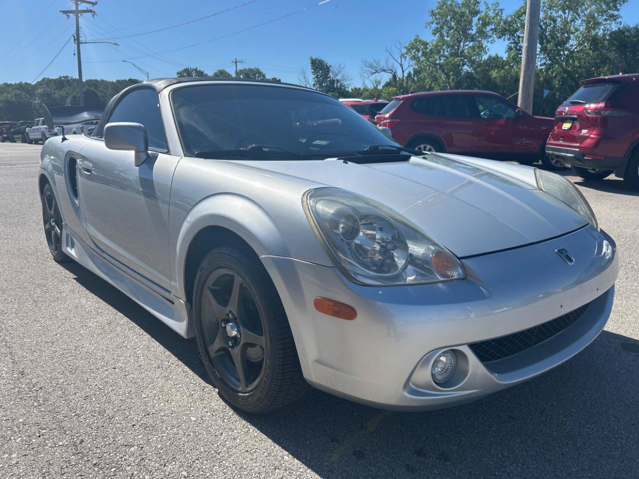 Used 2003 Toyota MR2 RWD image 3
