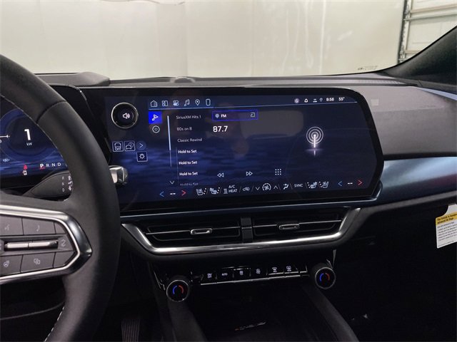 New 2026 Chevrolet Equinox EV LT image 27