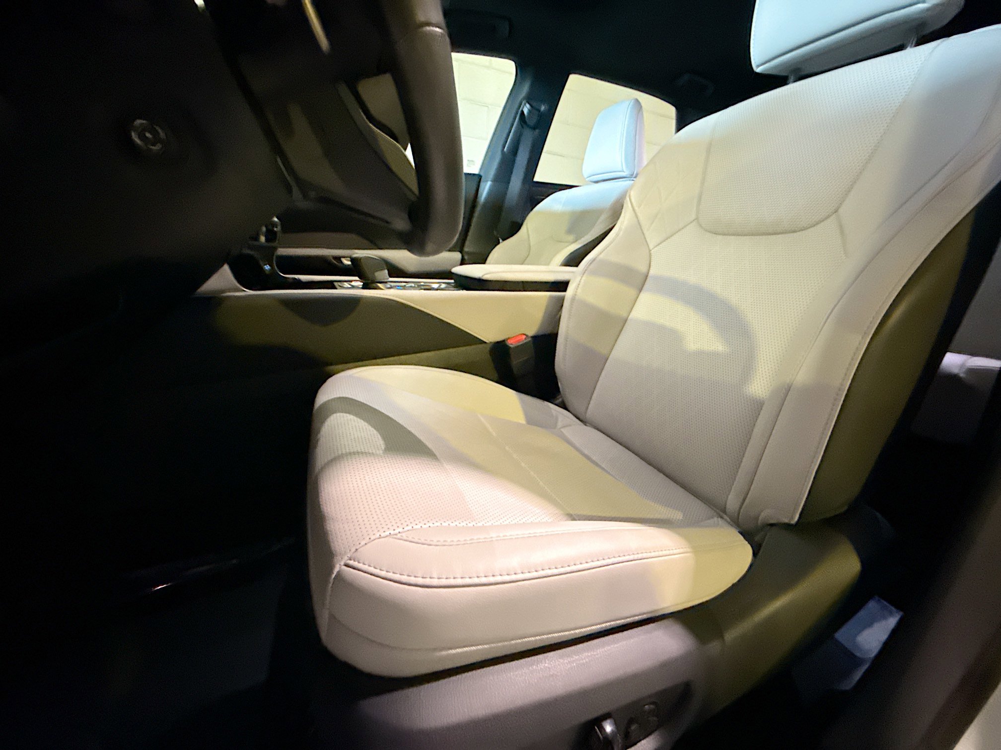 Used 2024 Lexus RX 350 Premium Plus image 5