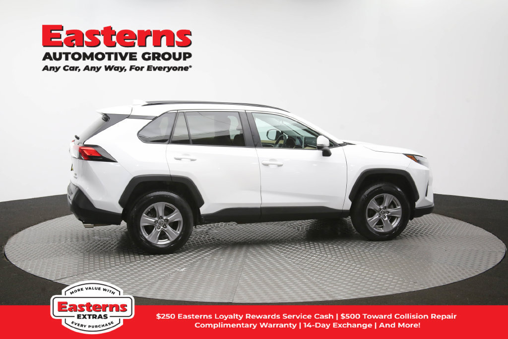 Used 2023 Toyota RAV4 LE AWD/4WD image 43