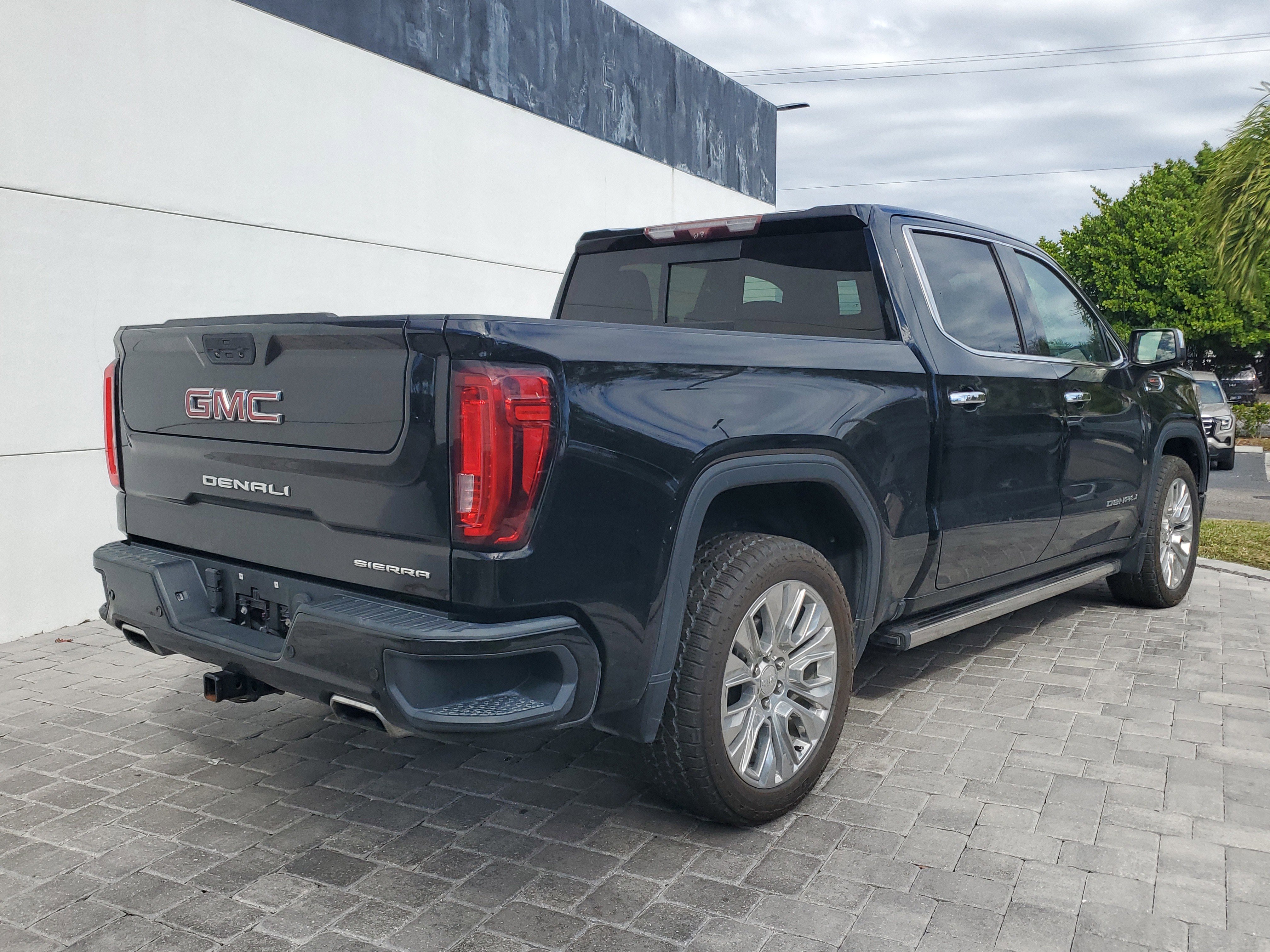 Used 2020 GMC Sierra 1500 Denali w/ Denali Ultimate Package image 6