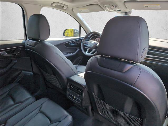 Used 2024 Audi Q7 Premium Plus image 20