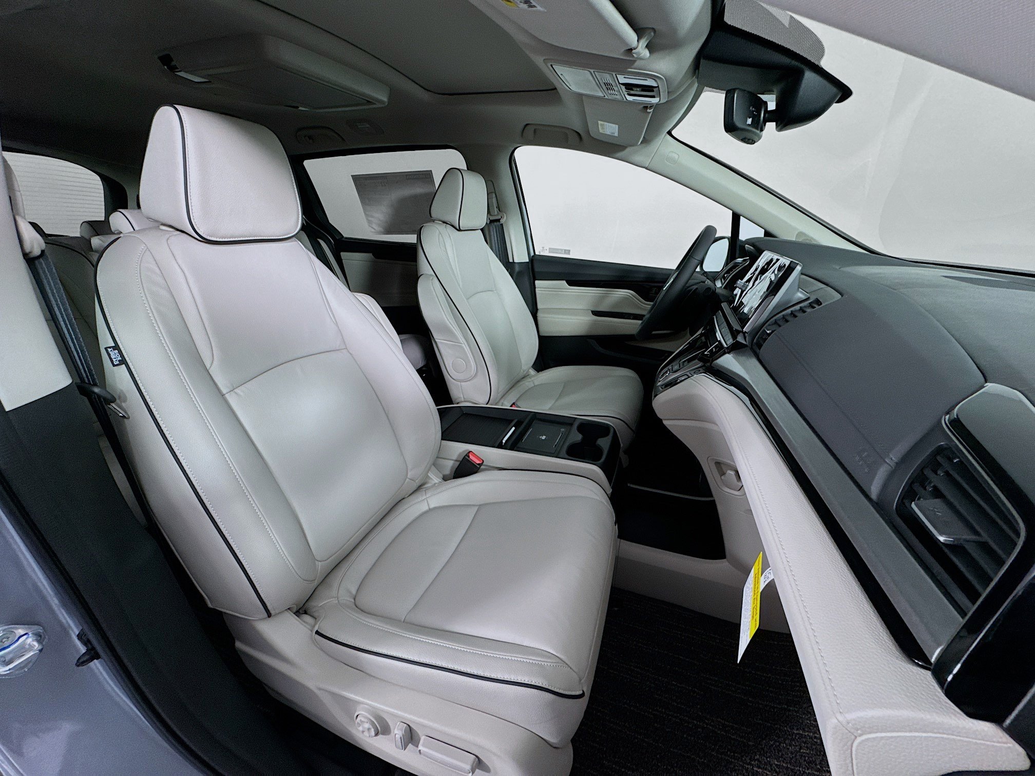 New 2026 Honda Odyssey Touring image 31