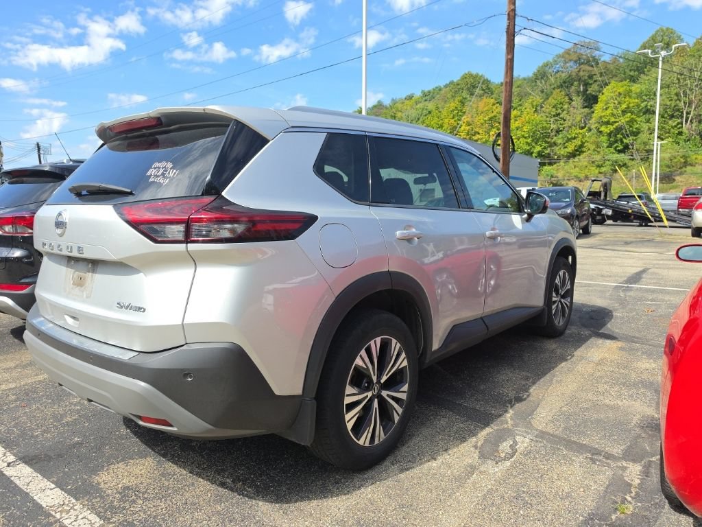 Used 2021 Nissan Rogue SV w/ Premium Package AWD/4WD image 4