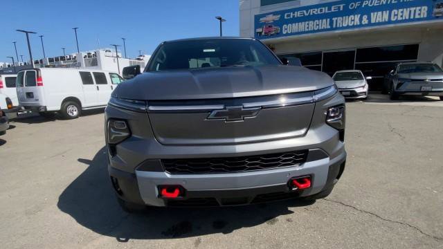 New 2026 Chevrolet Silverado EV Trail Boss image 3