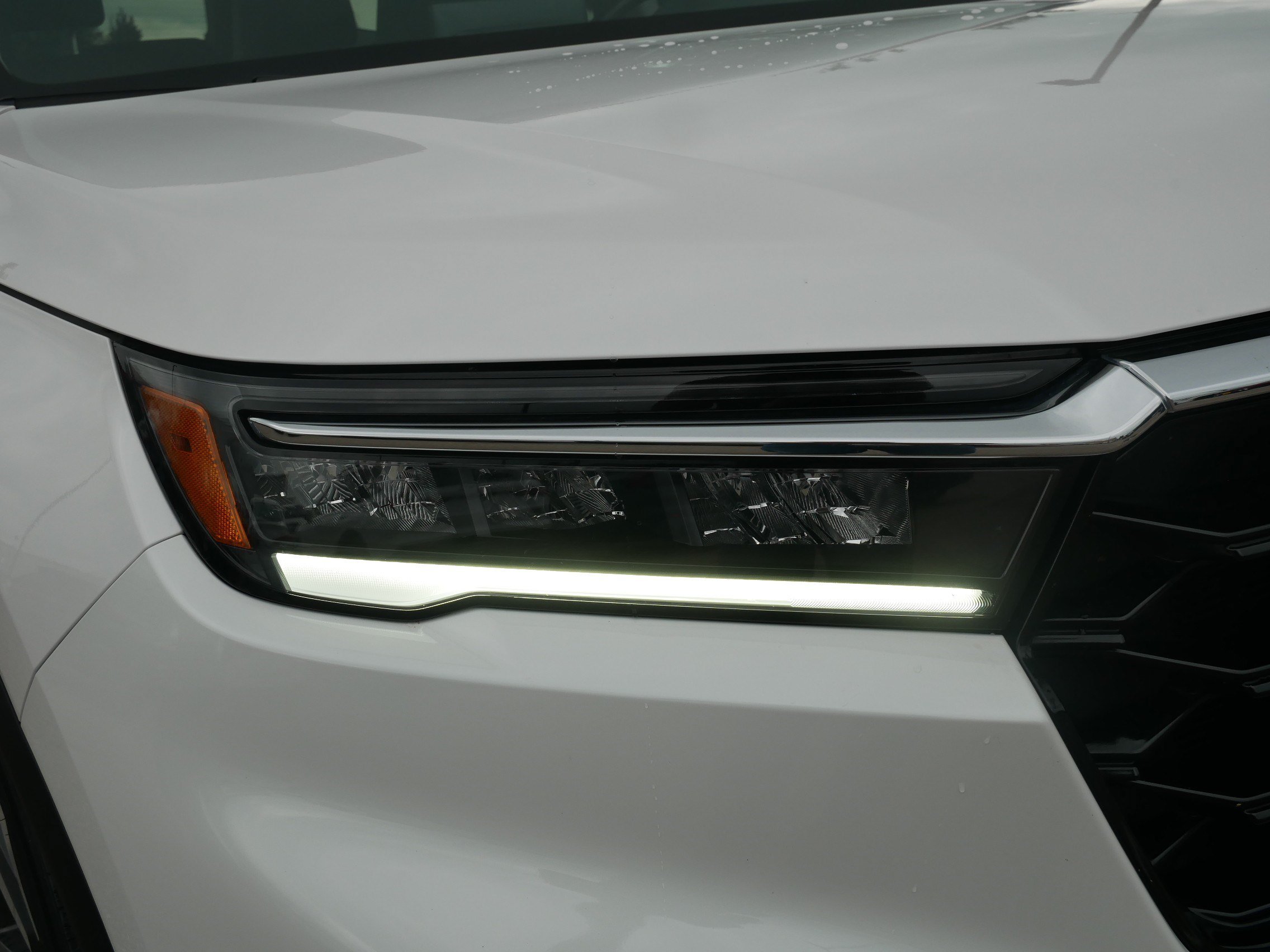 Certified 2024 Honda Pilot Elite image 16