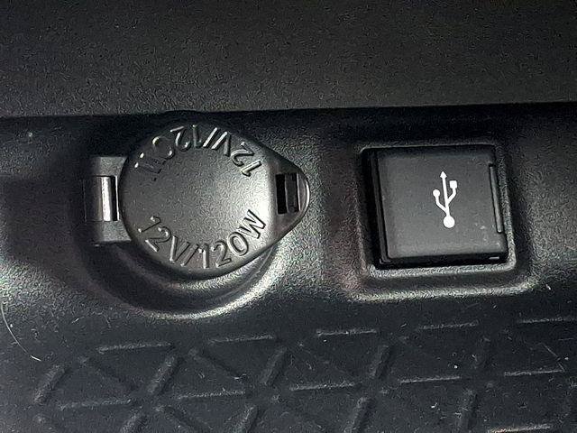 Certified 2021 Toyota RAV4 XLE AWD/4WD image 16