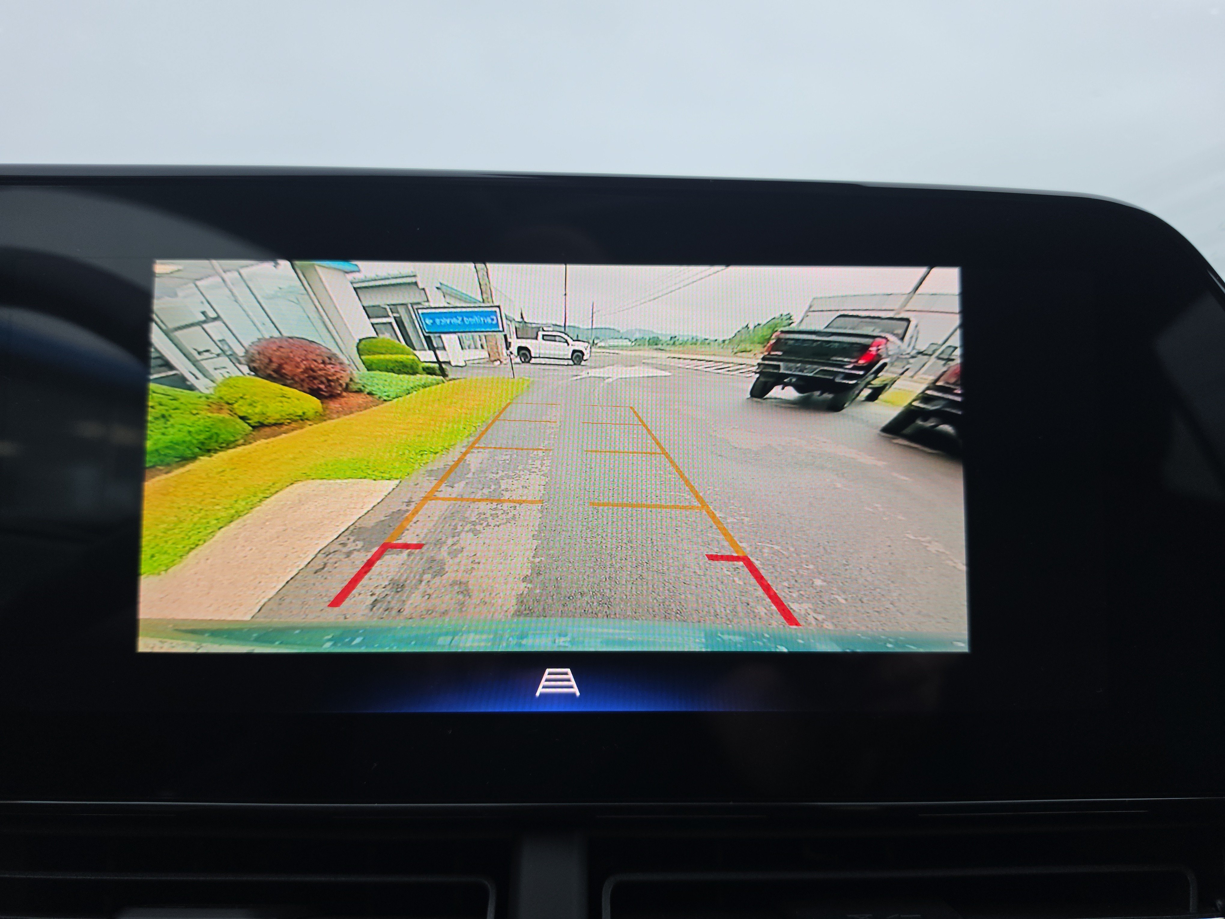 Used 2026 Chevrolet Trax LT w/ Sunroof Package FWD image 25