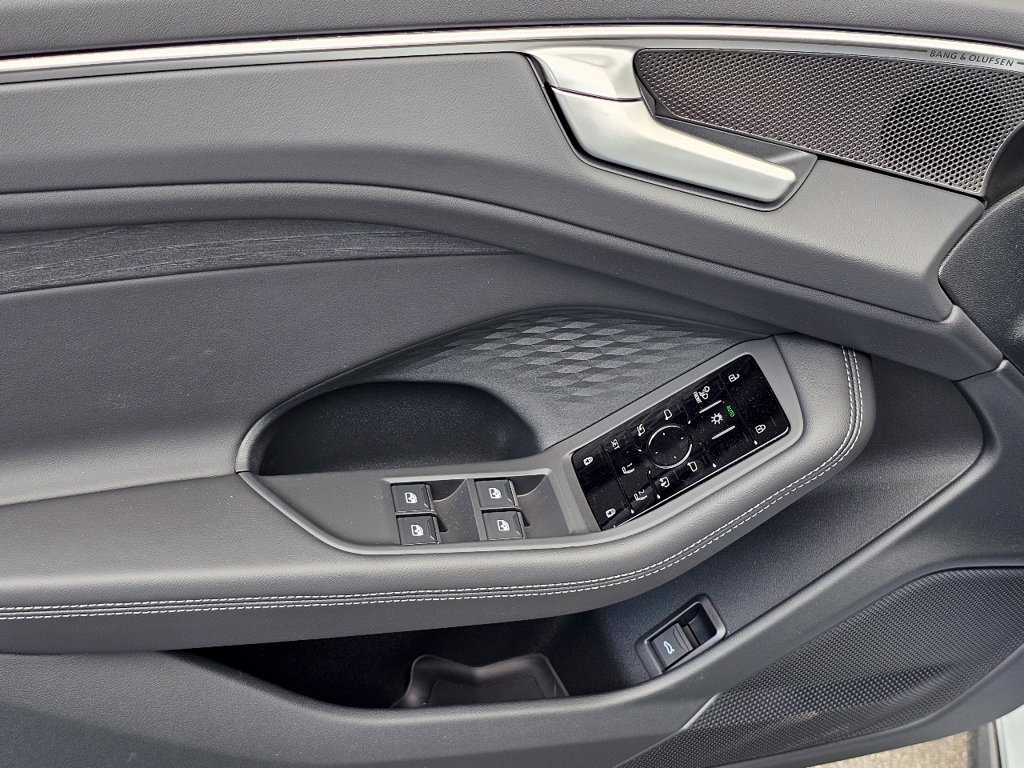 New 2026 Audi A6 Premium Plus AWD/4WD image 10