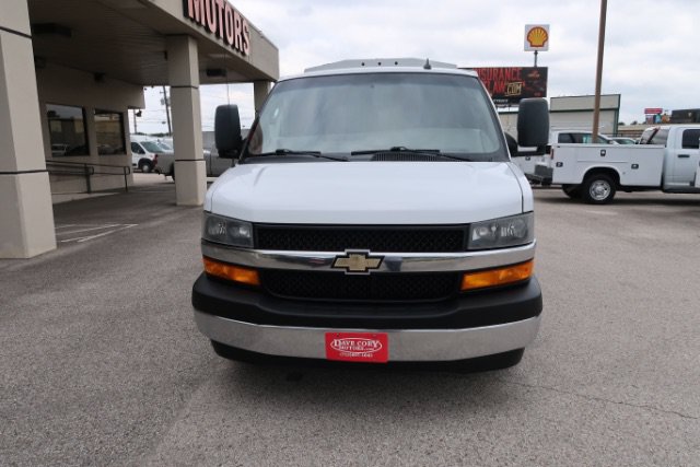 Used 2020 Chevrolet Express 3500 w/ Power Convenience Package RWD image 2