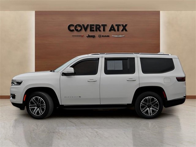 Used 2022 Jeep Wagoneer Series III image 2