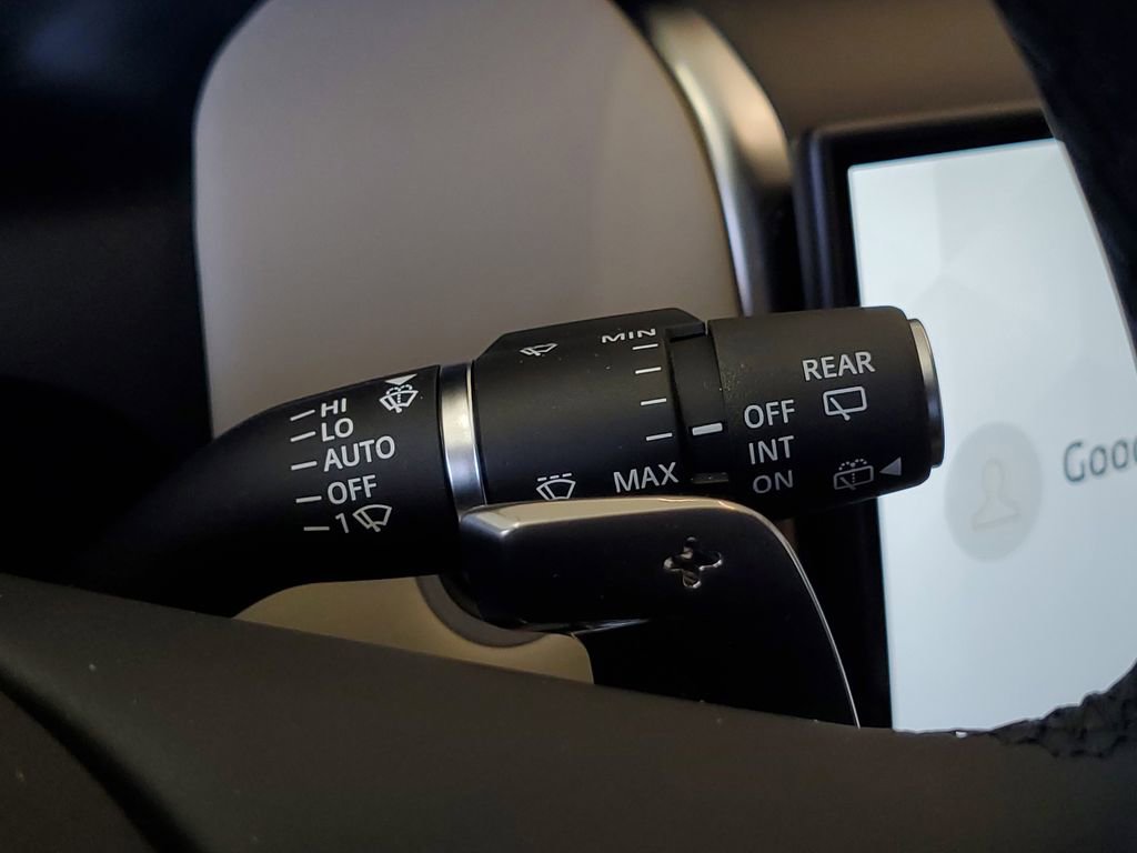 Used 2025 Land Rover Discovery Sport S image 19