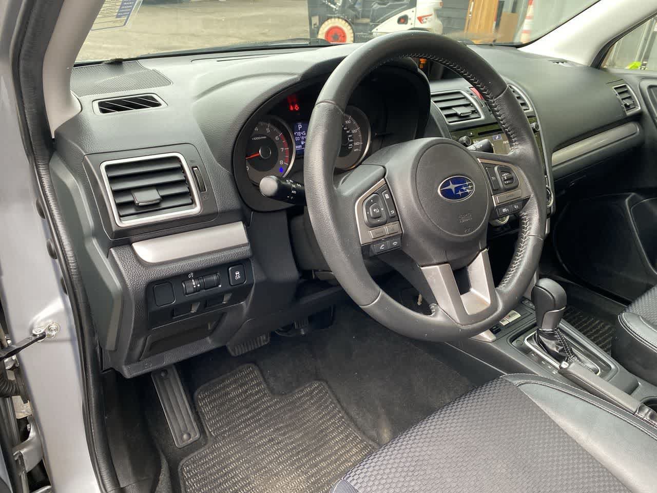 Used 2017 Subaru Forester 2.0XT Premium AWD/4WD image 2