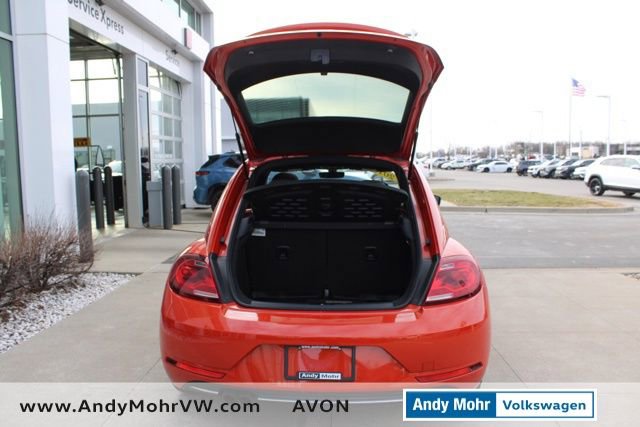 Used 2019 Volkswagen Beetle 2.0T SE image 8