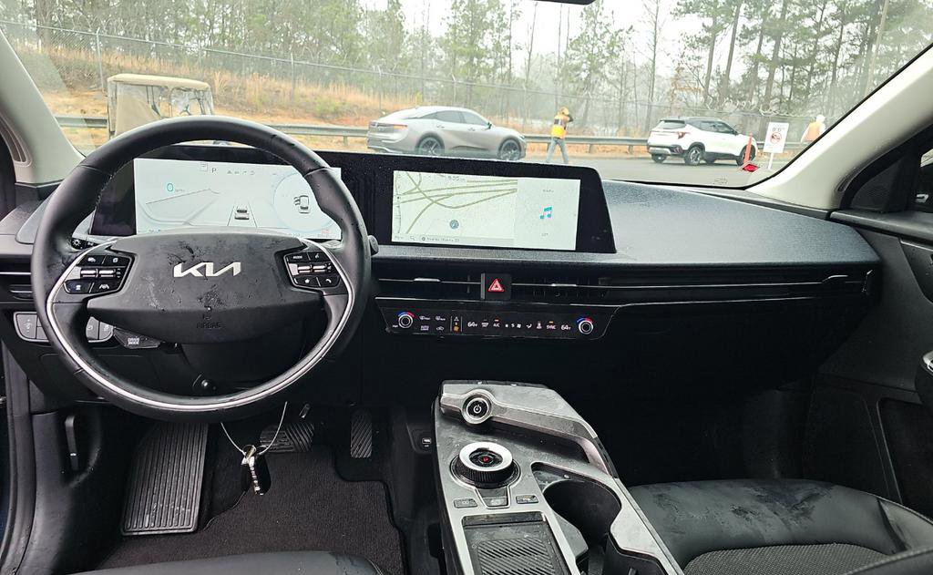 Certified 2024 Kia EV6 Light image 13