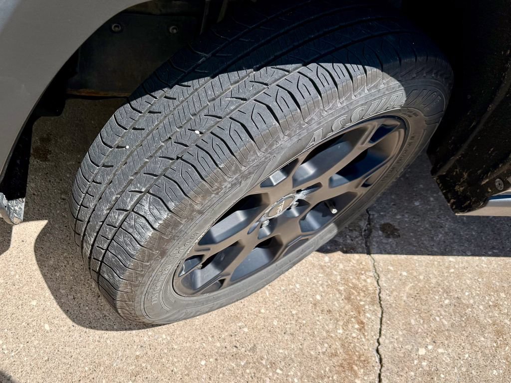 Used 2020 Toyota RAV4 TRD Off-Road w/ TRD Off-Road Weather Package AWD/4WD image 31