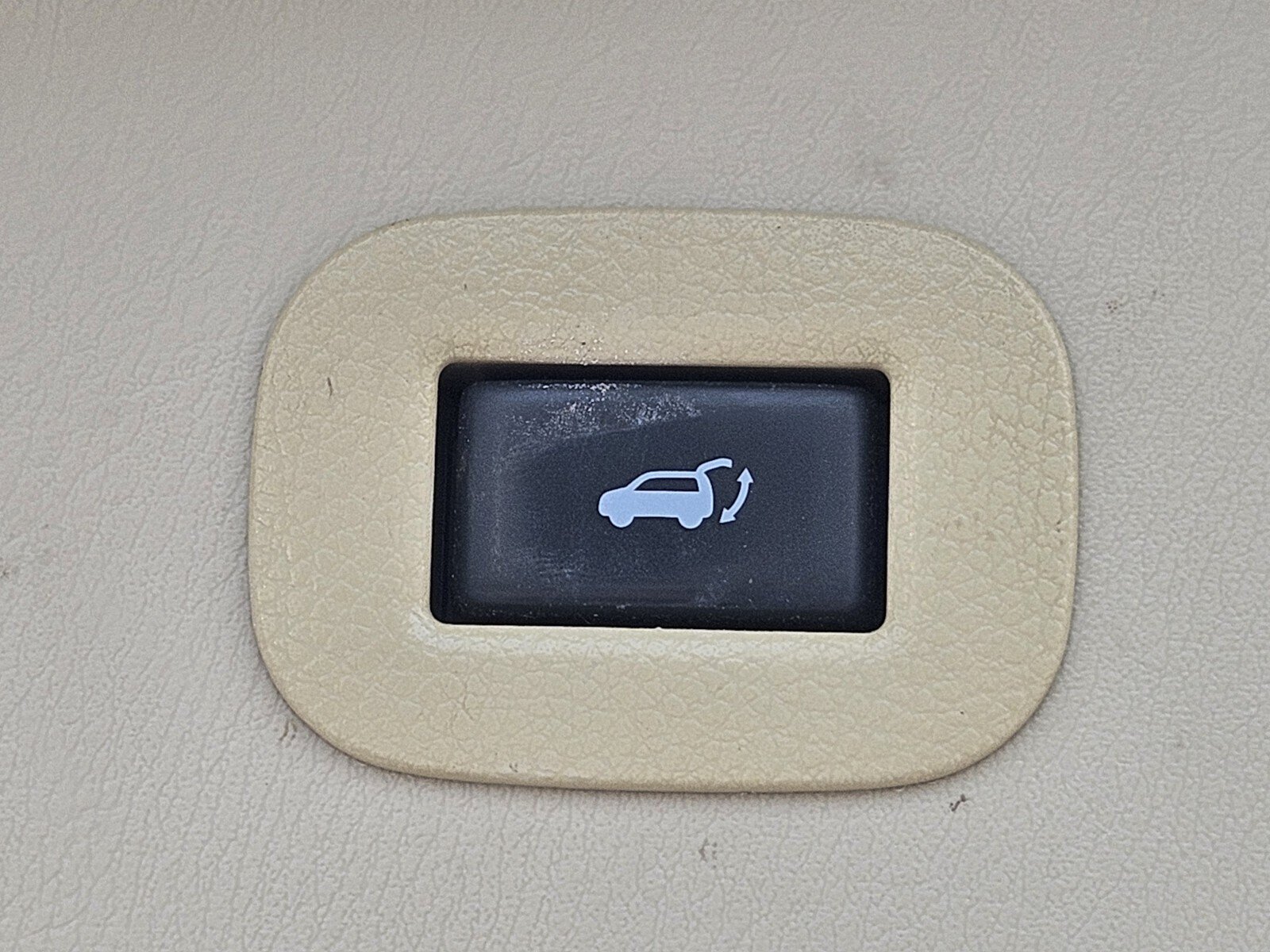 Used 2017 INFINITI QX80 2WD w/ Driver Assistance Package image 33