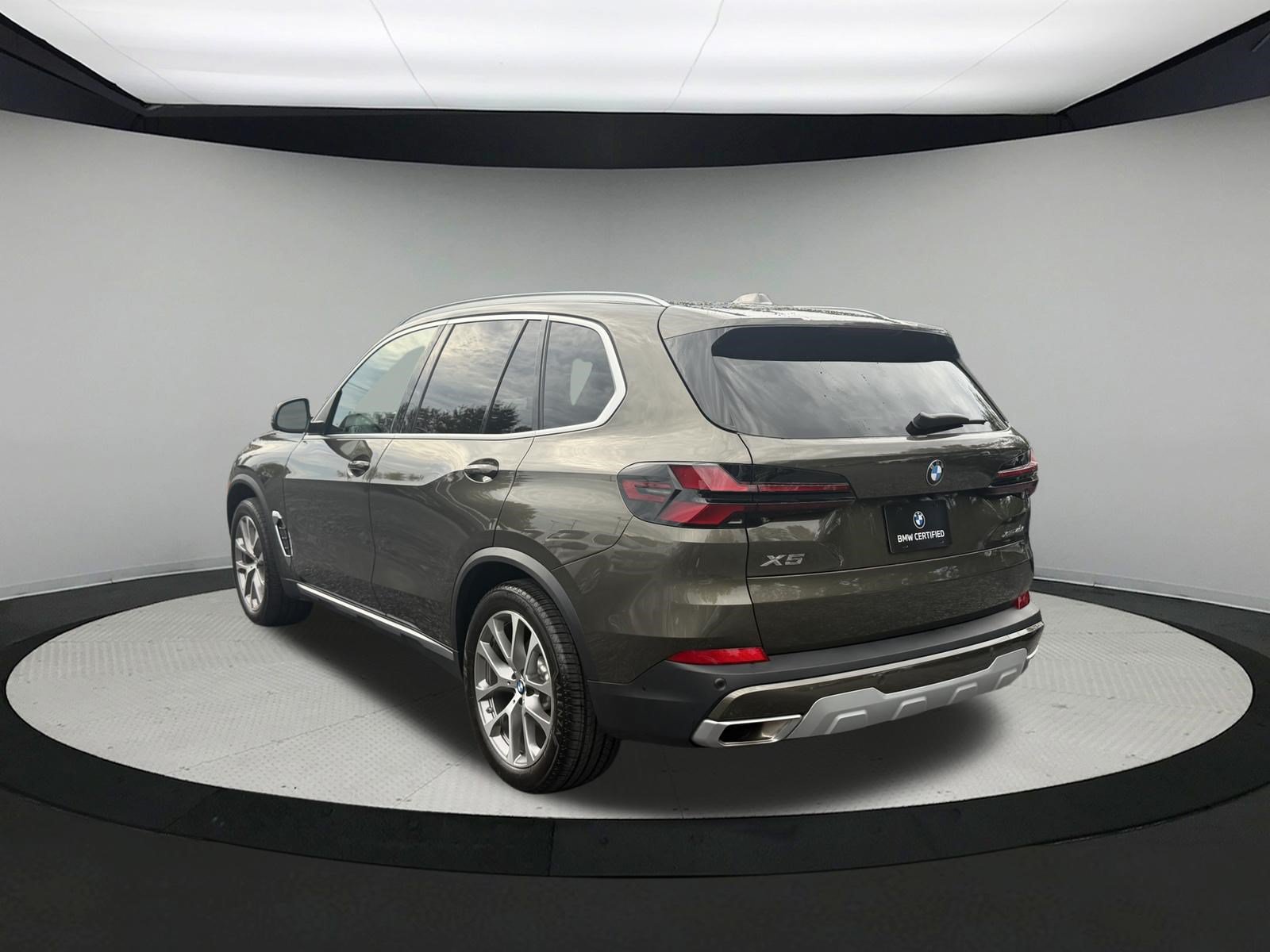 Certified 2026 BMW X5 xDrive40i w/ Premium Package AWD/4WD image 6