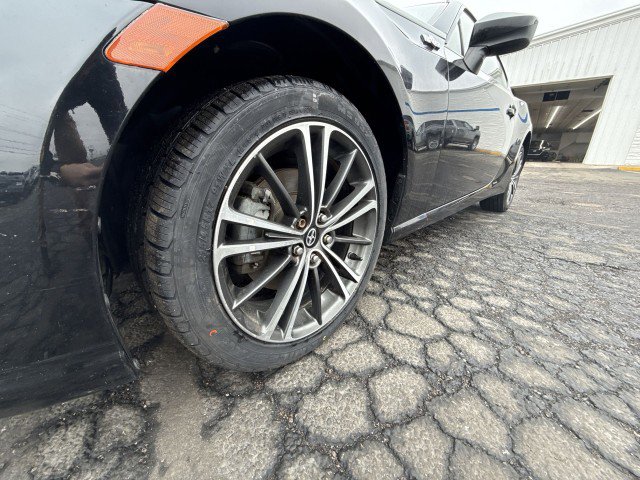 Used 2015 Scion FR-S image 18