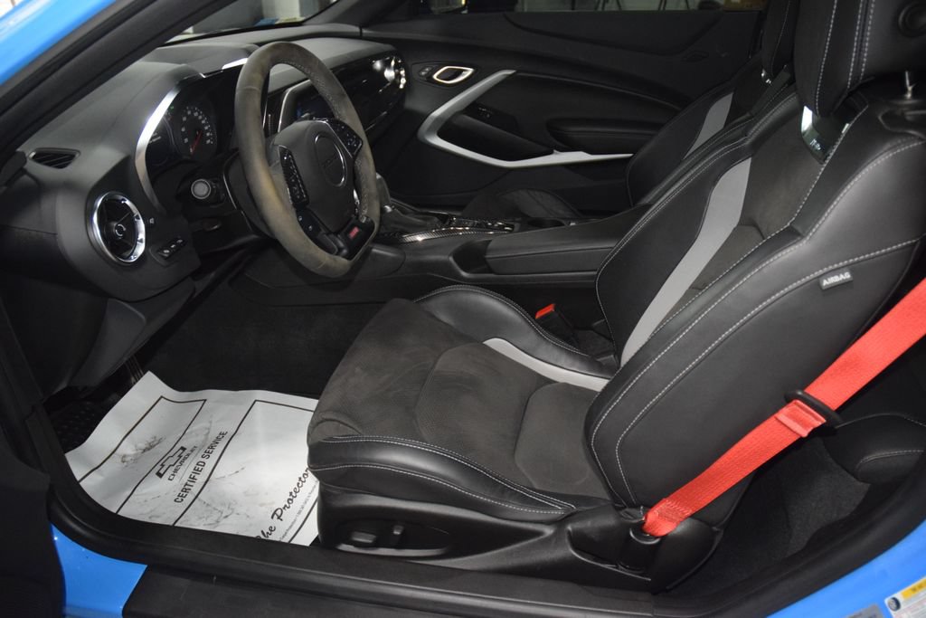 Used 2023 Chevrolet Camaro SS RWD image 43